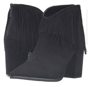 NWT KENNETH COLE PULL ASHORE FRINGE BOOT